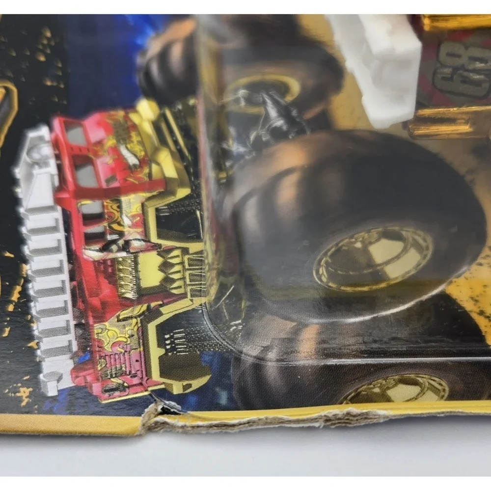 Hot Wheels Monster Trucks 5 Alarm Gold 50th Anniversary‎ Trophy Champions New